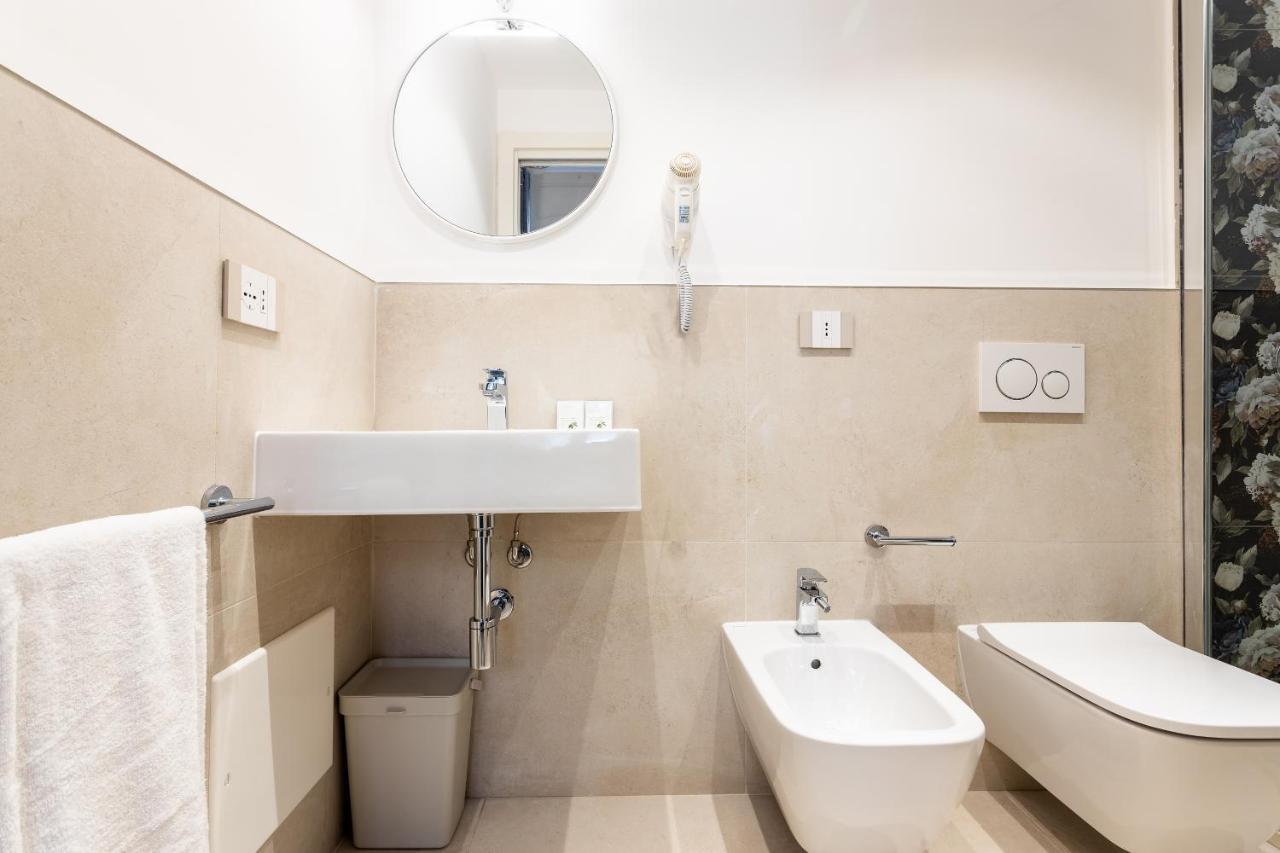 Magnini Rooms Cagliari Ngoại thất bức ảnh