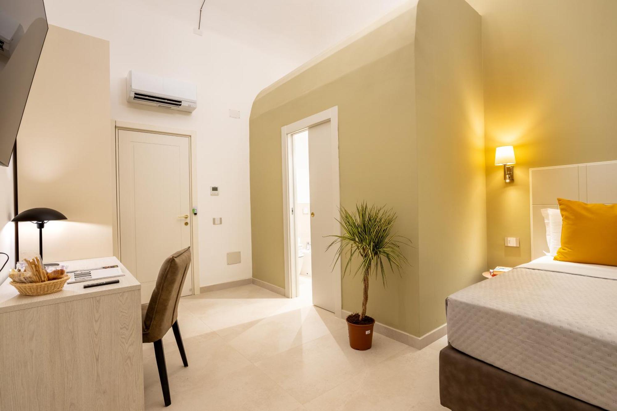 Magnini Rooms Cagliari Ngoại thất bức ảnh